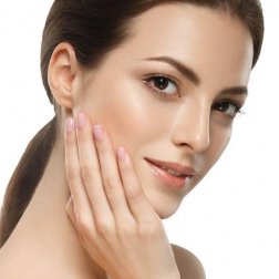 Jak szybko odmłodzić twarz?