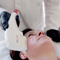 Sekret młodości Jennifer Lopez - zabiegi HIFU