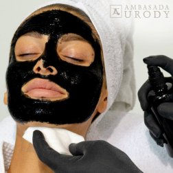 Poznaj siłę węgla w połączeniu ze specjalistycznymi kwasami